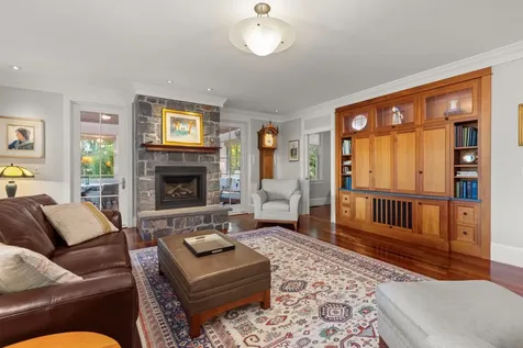 24 Wisteria Drive Dover NH 03820