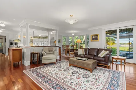 24 Wisteria Drive Dover NH 03820
