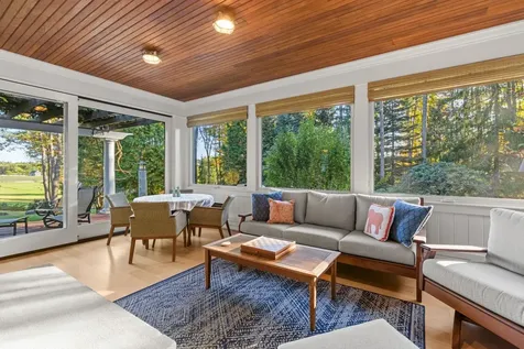 24 Wisteria Drive Dover NH 03820
