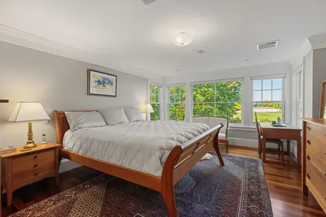 24 Wisteria Drive Dover NH 03820