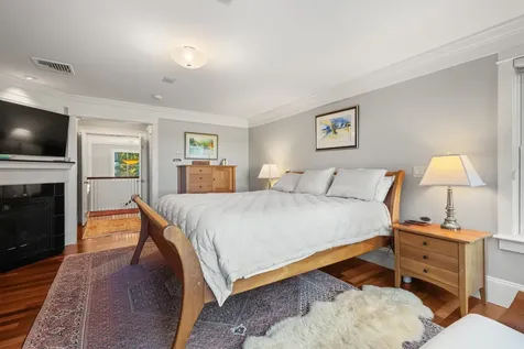 24 Wisteria Drive Dover NH 03820