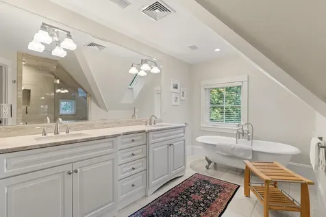 24 Wisteria Drive Dover NH 03820