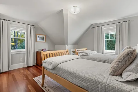 24 Wisteria Drive Dover NH 03820