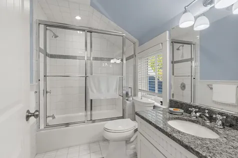 24 Wisteria Drive Dover NH 03820