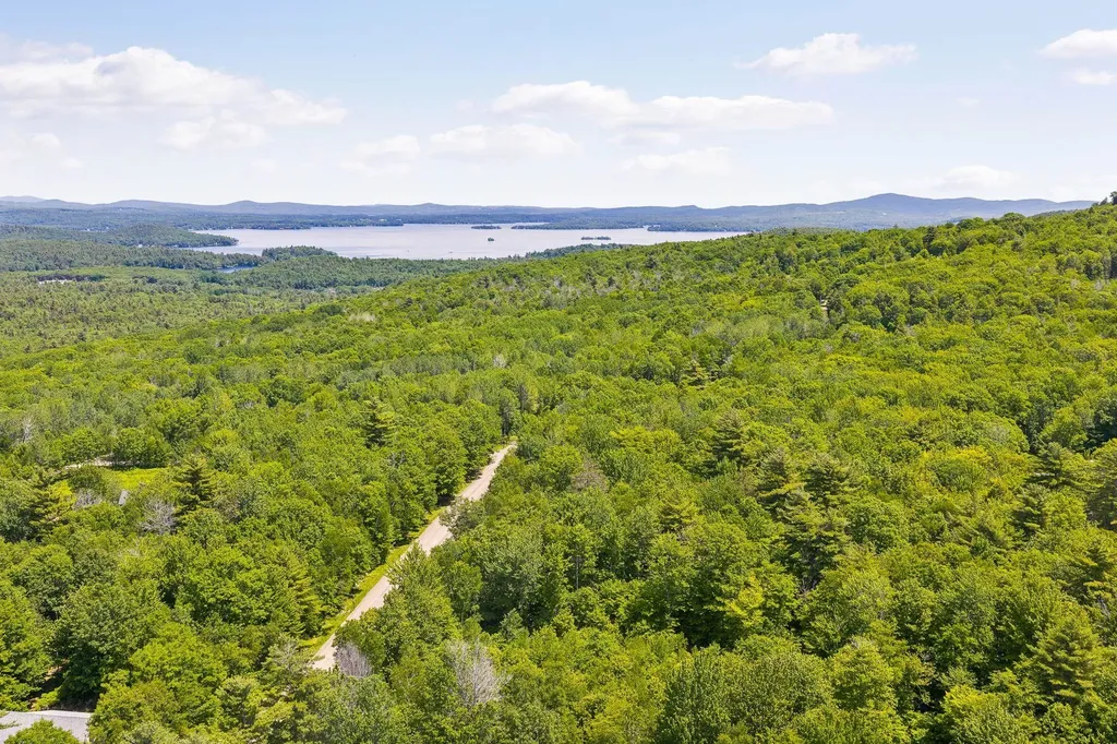 Lot 26-12 Lindsay Road Alton NH 03809