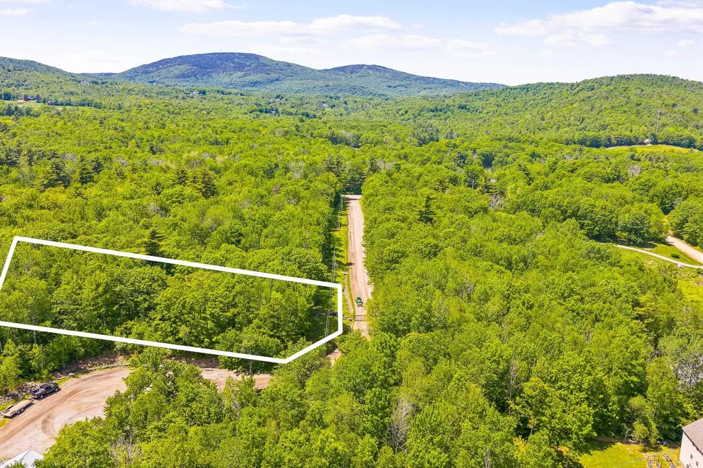 Lot 26-12 Lindsay Road Alton NH 03809