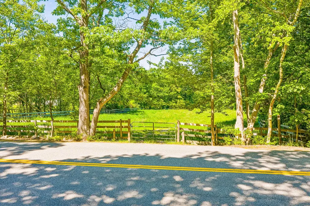 503 Belknap Mountain Road Gilford NH 03249