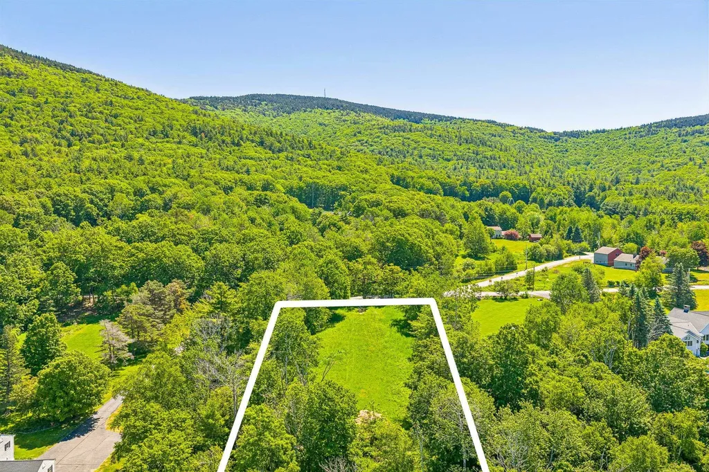 503 Belknap Mountain Road Gilford NH 03249