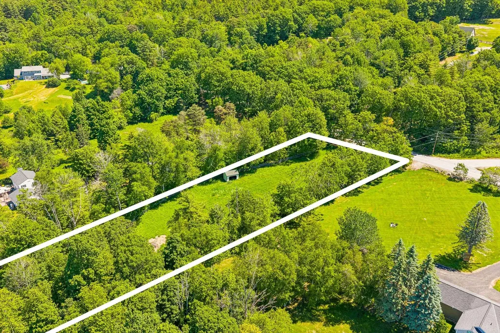 503 Belknap Mountain Road Gilford NH 03249