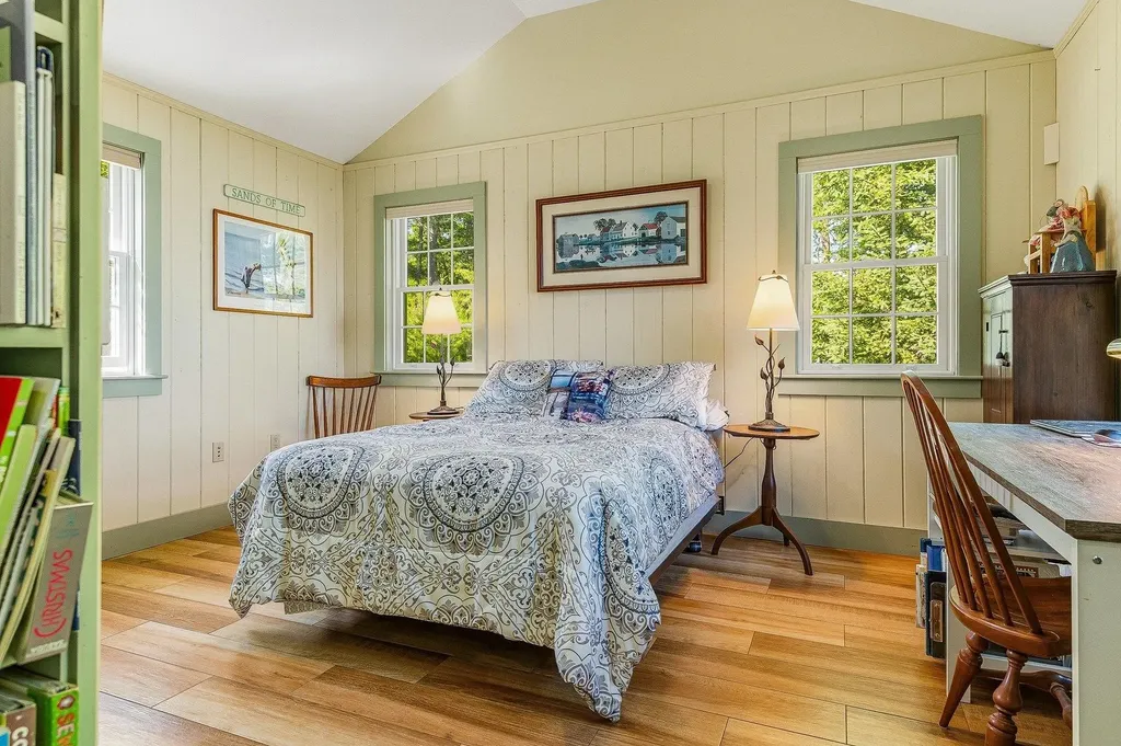 267 Durham Point Road Durham NH 03824