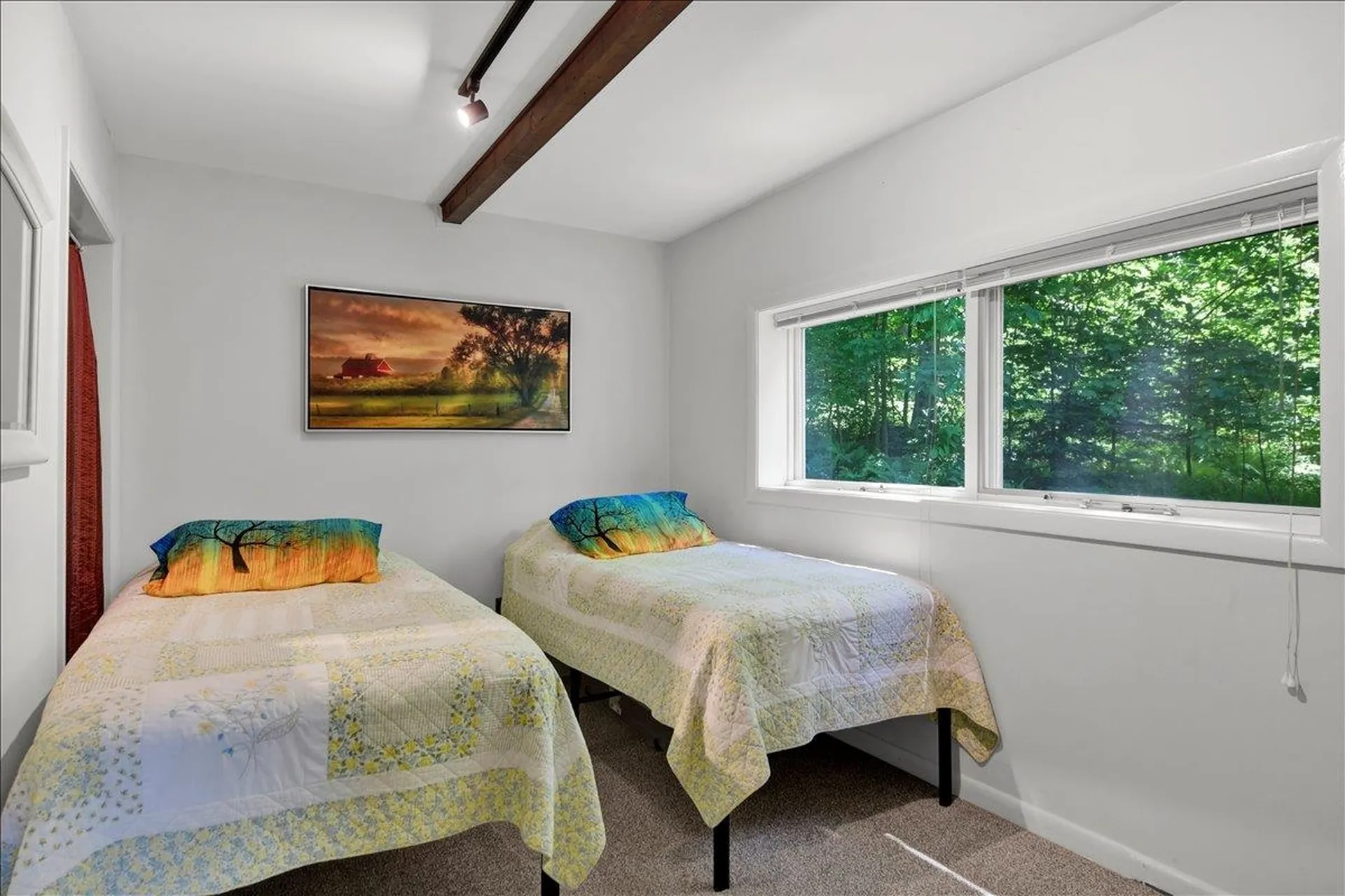 34 Valhalla Road Warren VT 05674