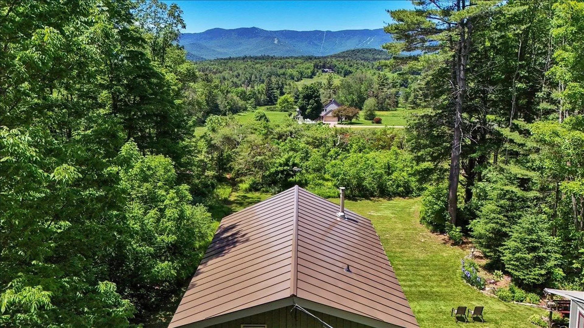 34 Valhalla Road Warren VT 05674