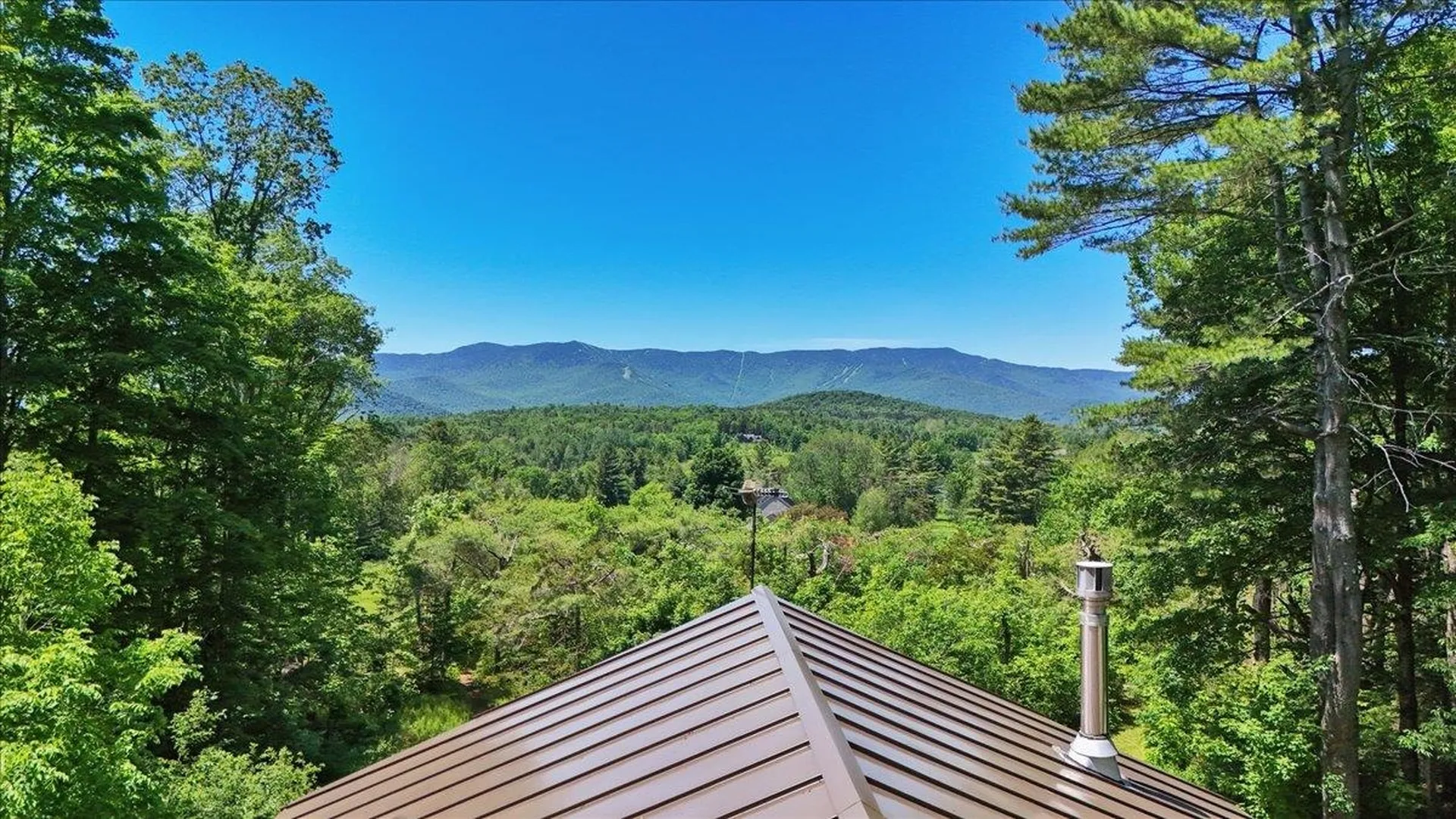 34 Valhalla Road Warren VT 05674