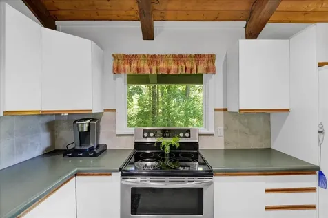 34 Valhalla Road Warren VT 05674