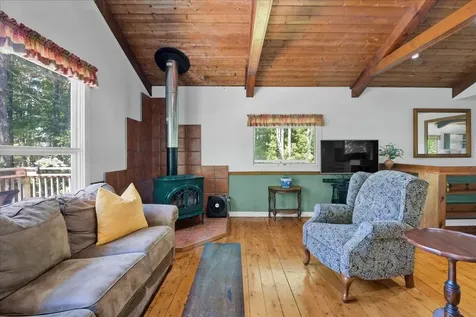 34 Valhalla Road Warren VT 05674