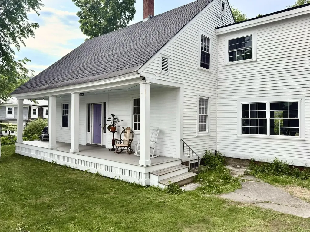 53 Boynton Avenue St. Johnsbury VT 05819