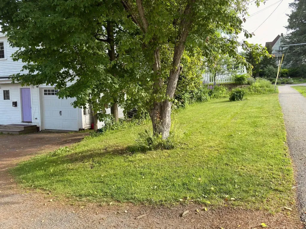 53 Boynton Avenue St. Johnsbury VT 05819