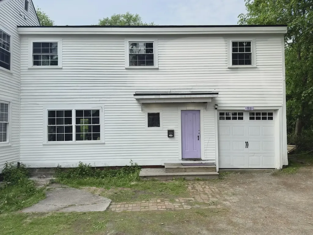 53 Boynton Avenue St. Johnsbury VT 05819