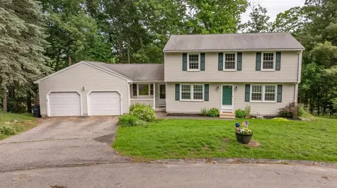 7 Ronnie Drive Nashua NH 03062