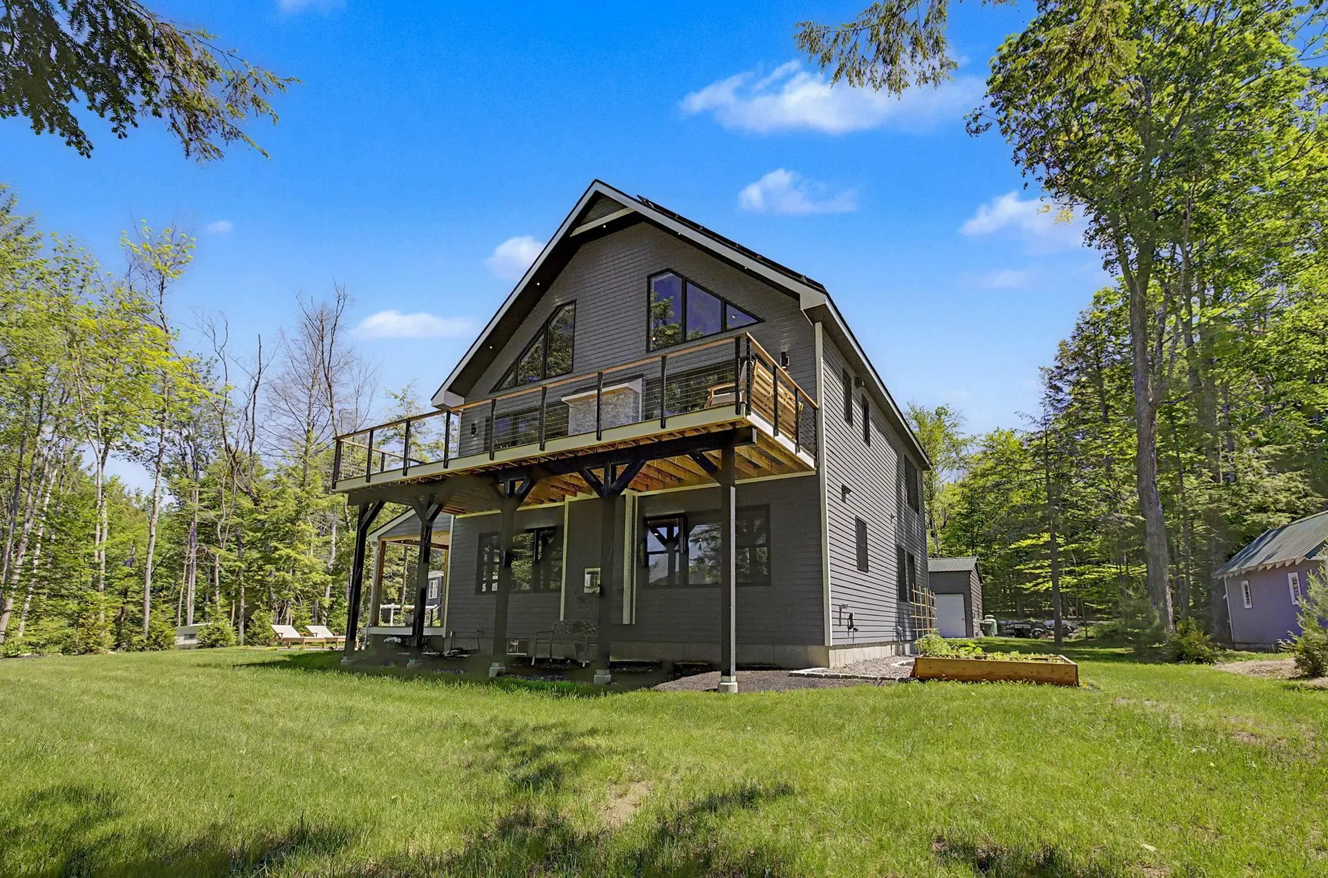 239 Maple N Street Bridgewater NH 03222