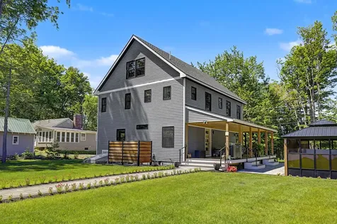 239 Maple N Street Bridgewater NH 03222