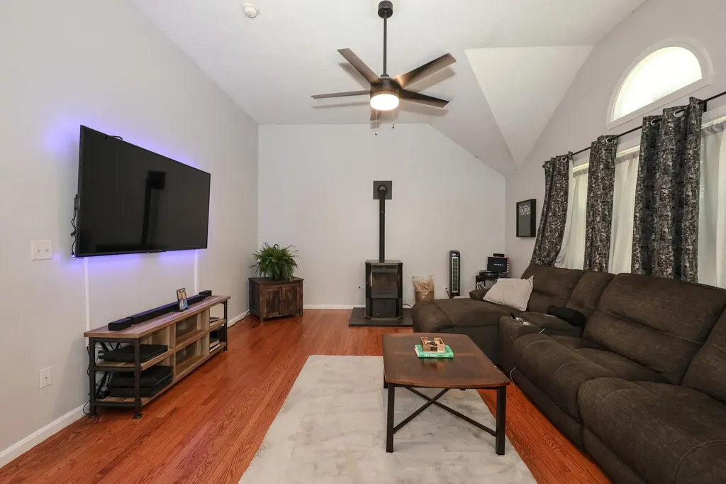1 Blake Road Raymond NH 03077