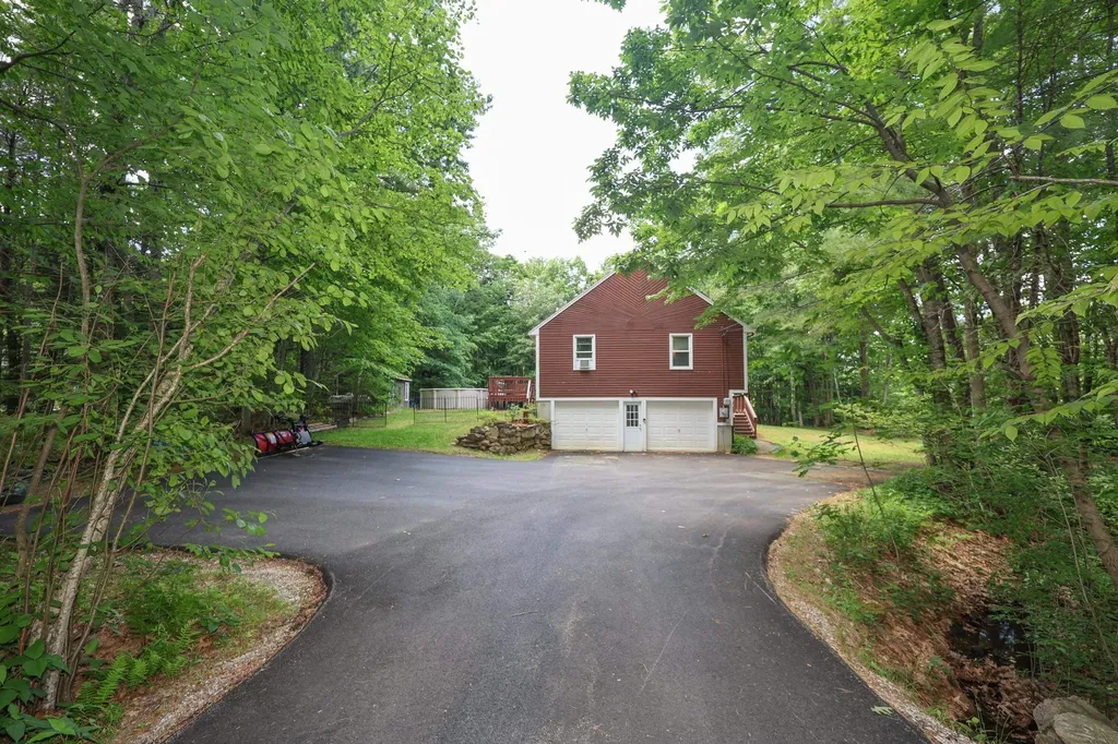 1 Blake Road Raymond NH 03077