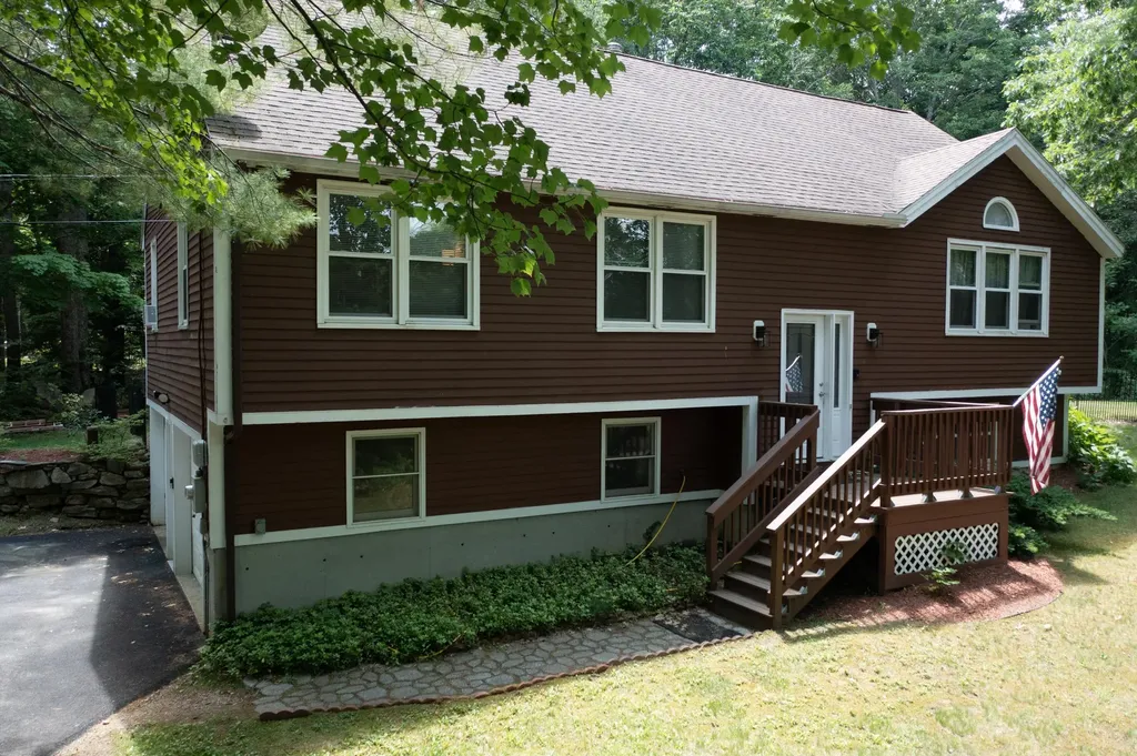 1 Blake Road Raymond NH 03077