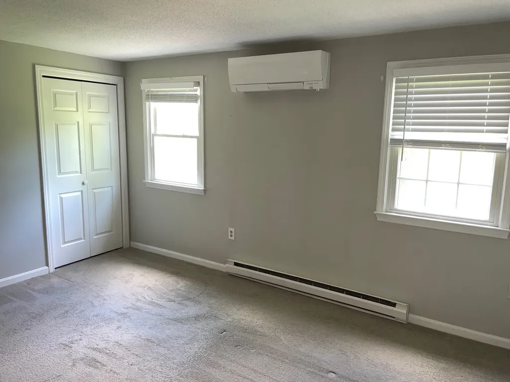 1275 Maplewood Avenue Portsmouth NH 03801
