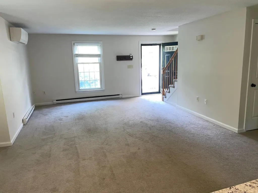 1275 Maplewood Avenue Portsmouth NH 03801