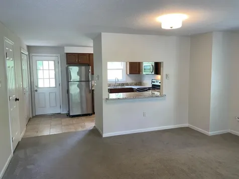 1275 Maplewood Avenue Portsmouth NH 03801