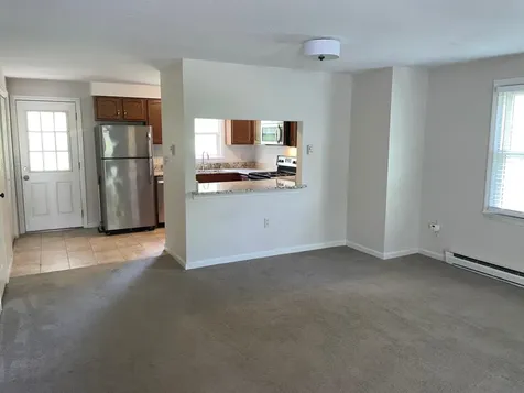 1275 Maplewood Avenue Portsmouth NH 03801