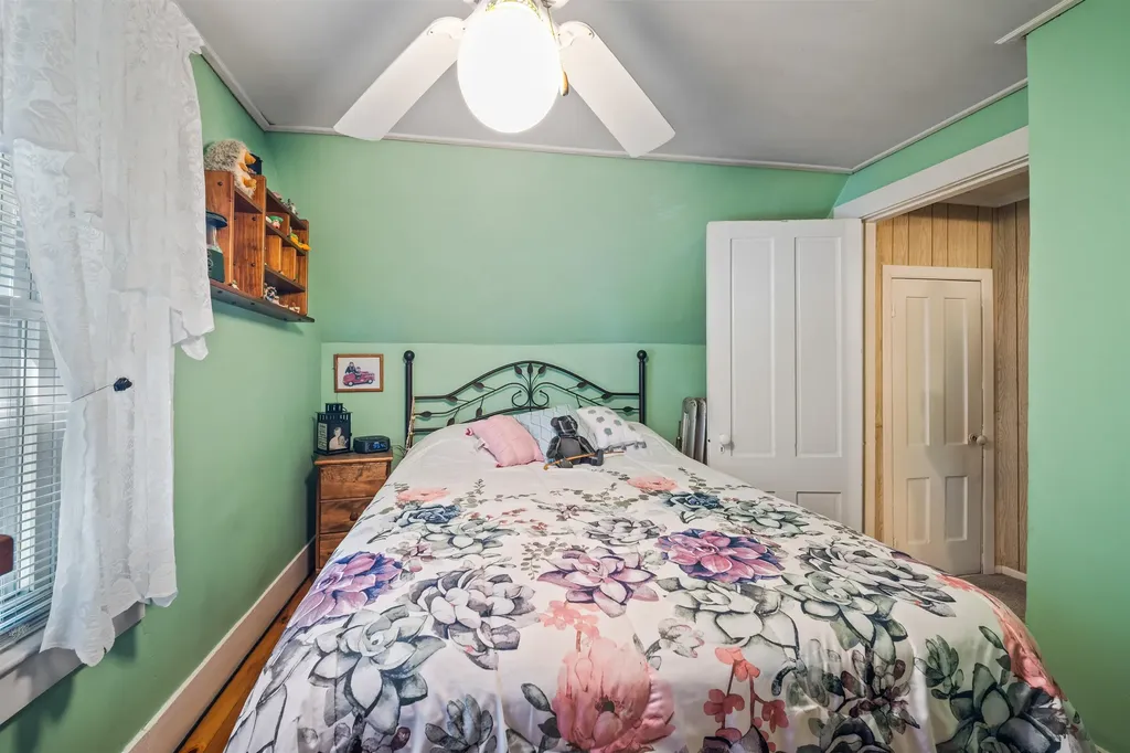 18 Morton Avenue Rochester NH 03867