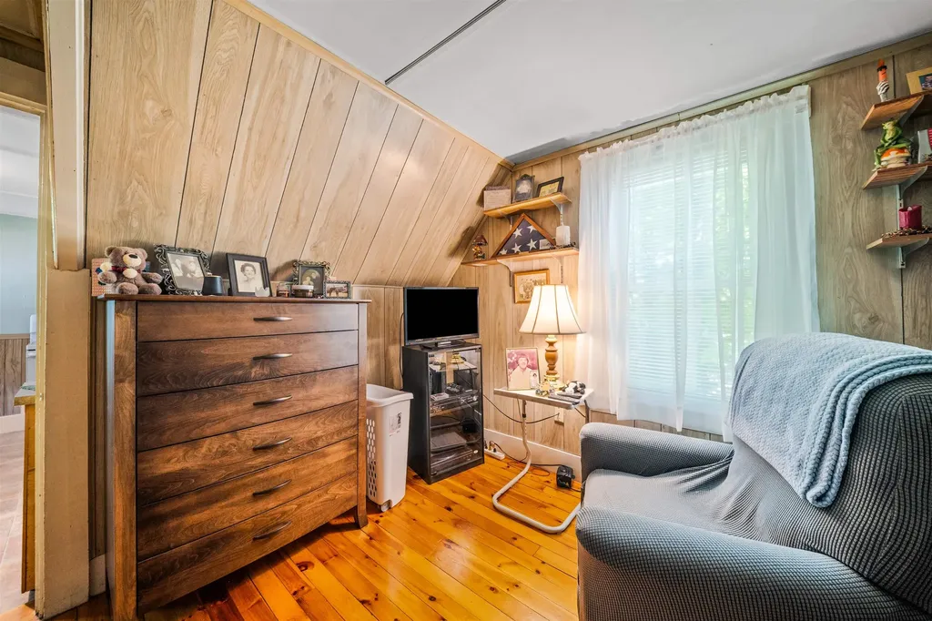18 Morton Avenue Rochester NH 03867