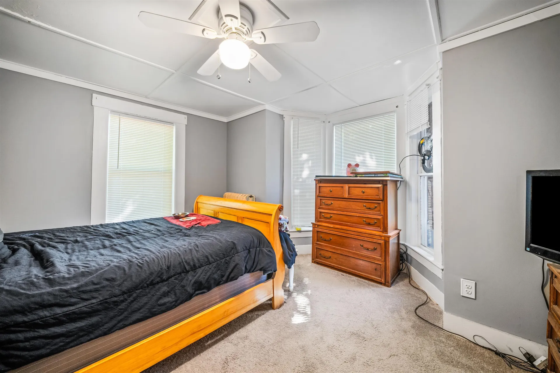 18 Morton Avenue Rochester NH 03867