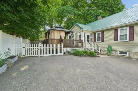173 Mammoth Road Manchester NH 03109
