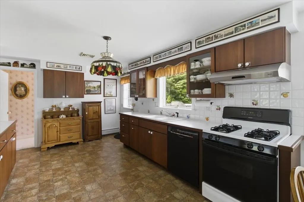 193 Finley Drive Bennington VT 05201