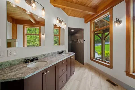 119 Moat View Drive Albany NH 03813