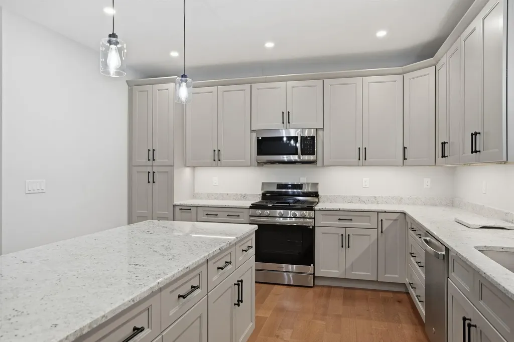1187 Brookline Road Mason NH 03048