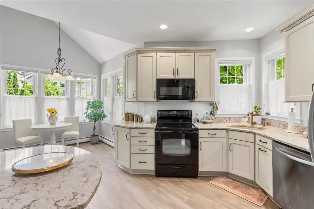32 Larch Road South Burlington VT 05403