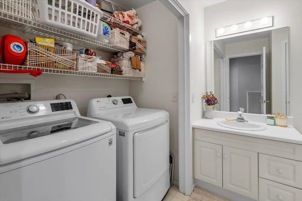 32 Larch Road South Burlington VT 05403