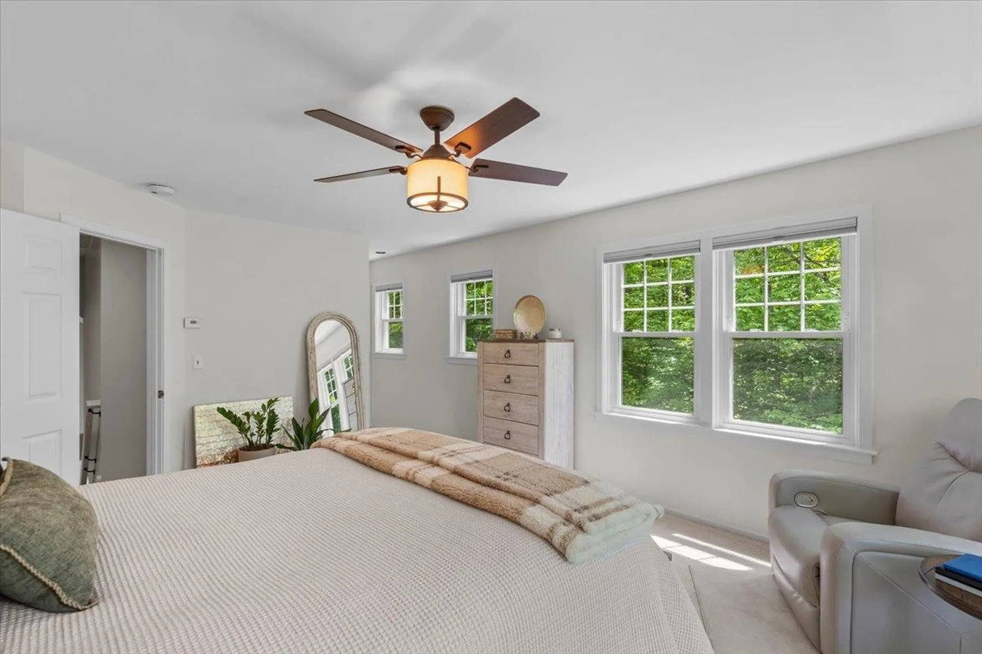 32 Larch Road South Burlington VT 05403