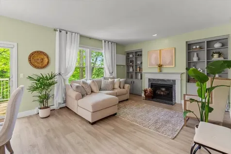 32 Larch Road South Burlington VT 05403