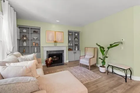 32 Larch Road South Burlington VT 05403