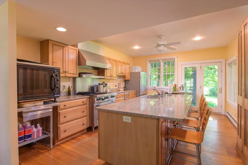 2435 Stage Road Guilford VT 05301