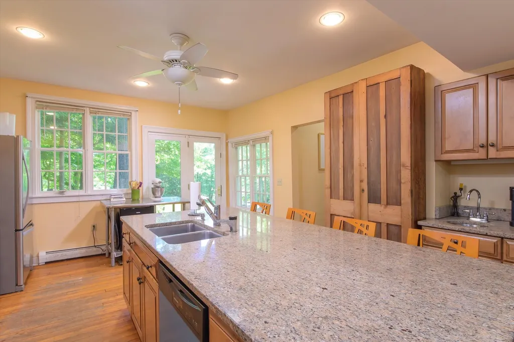 2435 Stage Road Guilford VT 05301
