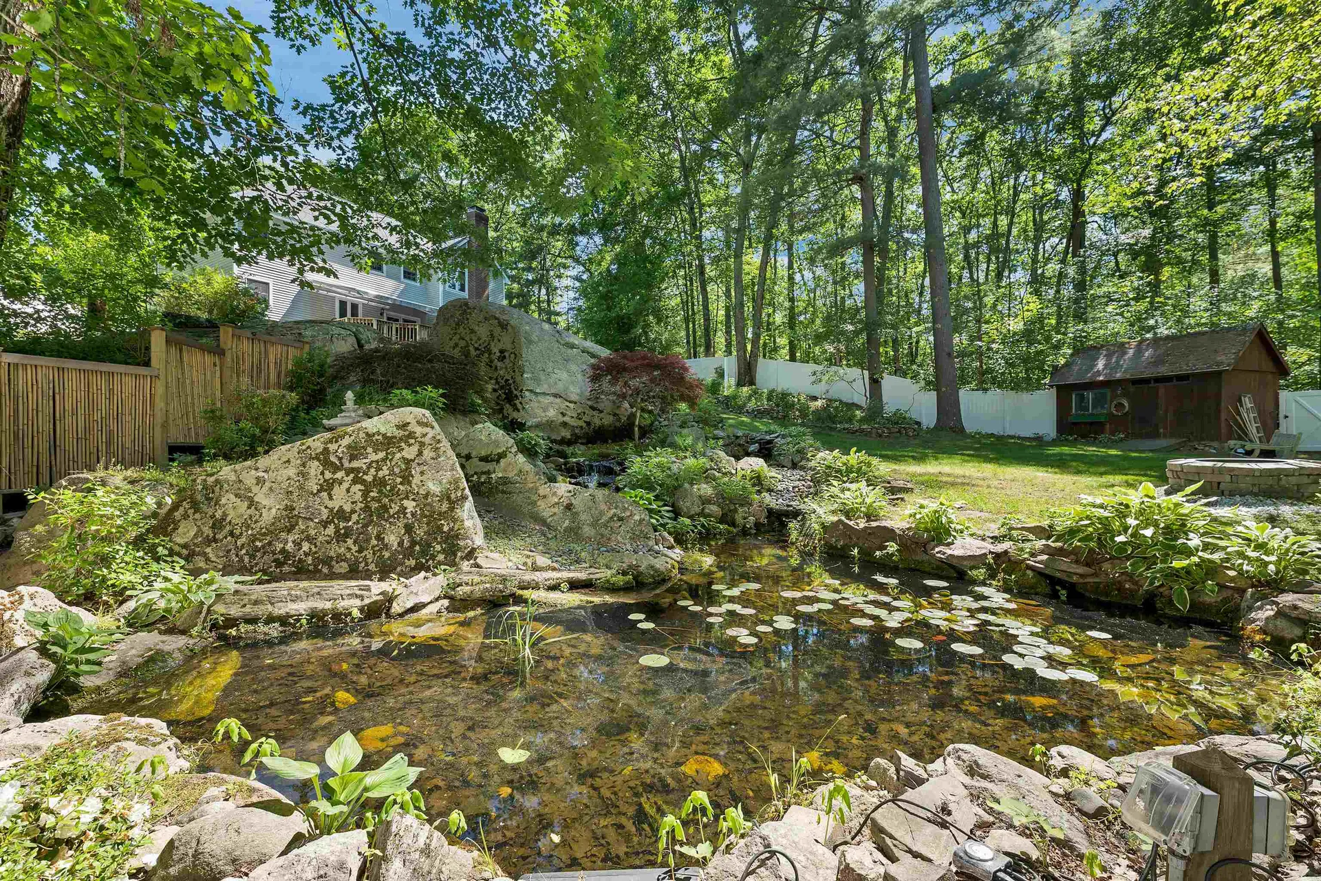 76 Marblehead Road Windham NH 03087