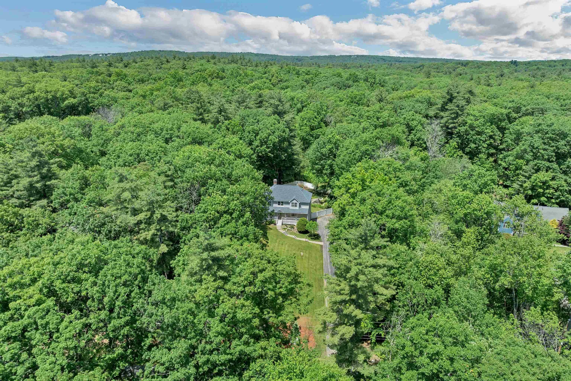 76 Marblehead Road Windham NH 03087