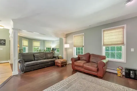 76 Marblehead Road Windham NH 03087