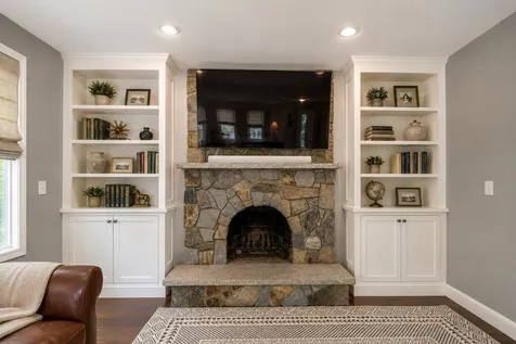 76 Marblehead Road Windham NH 03087